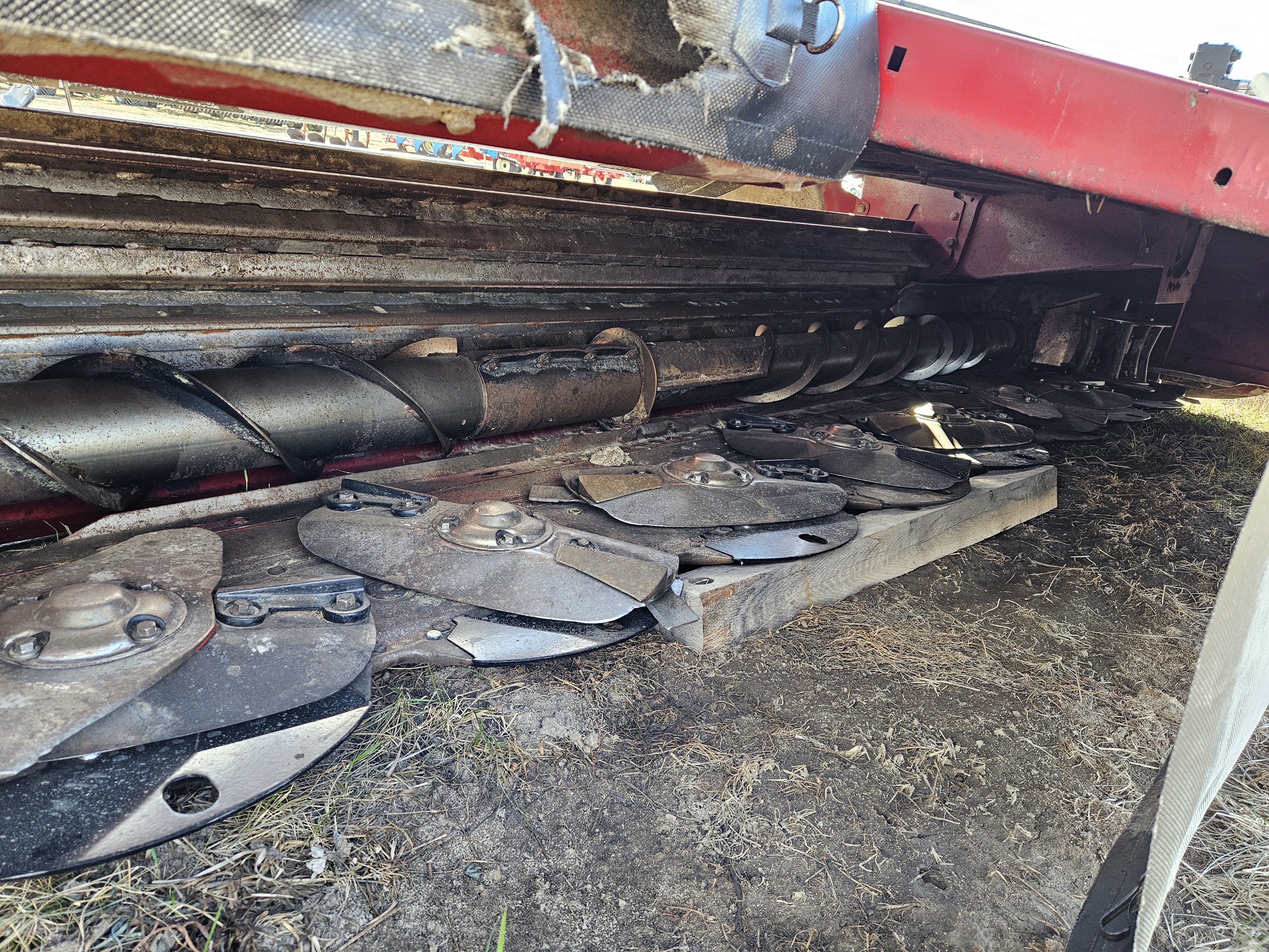 2015 MacDon R85 Mower Conditioner