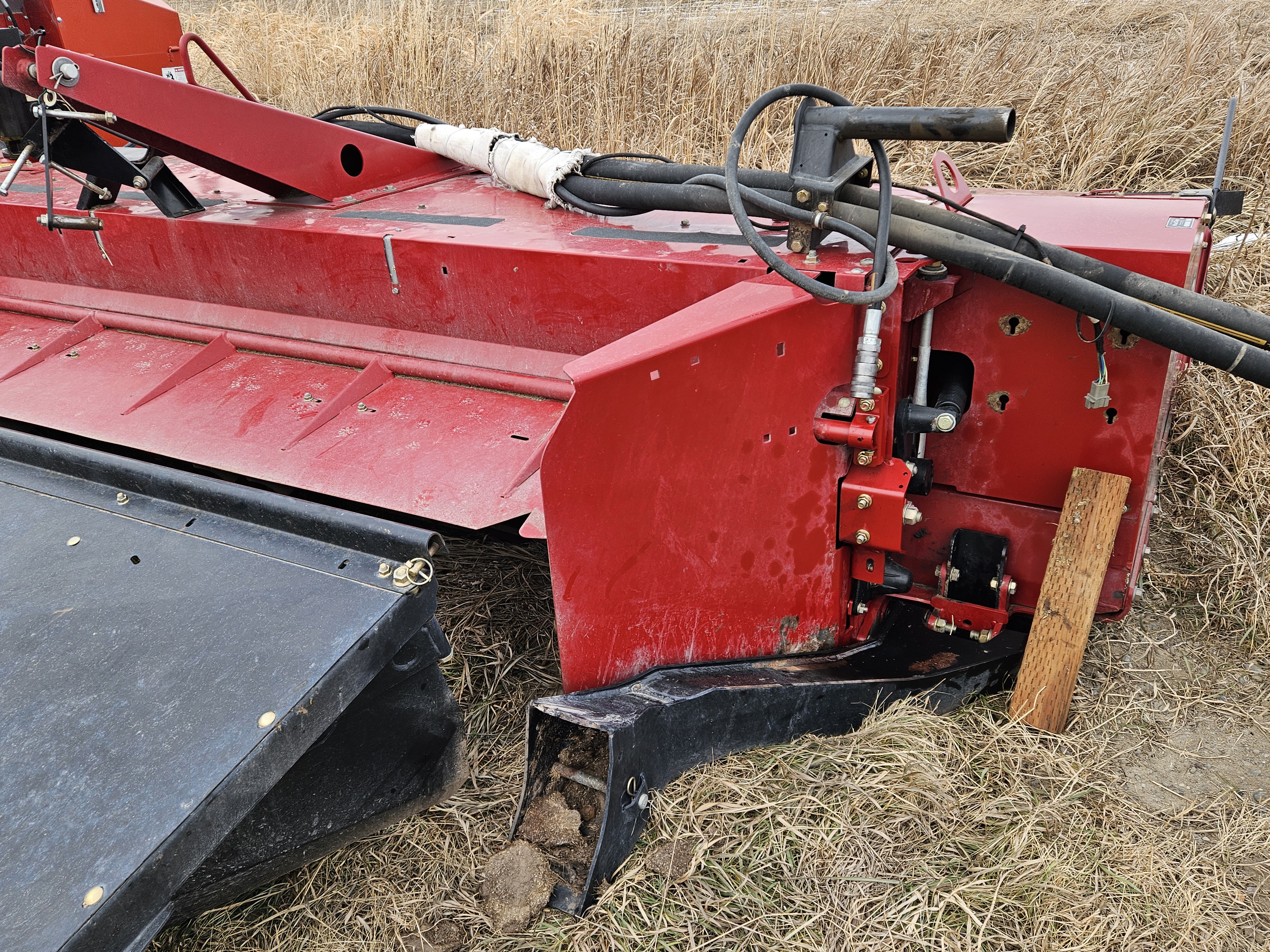 2016 MacDon R85 Mower Conditioner