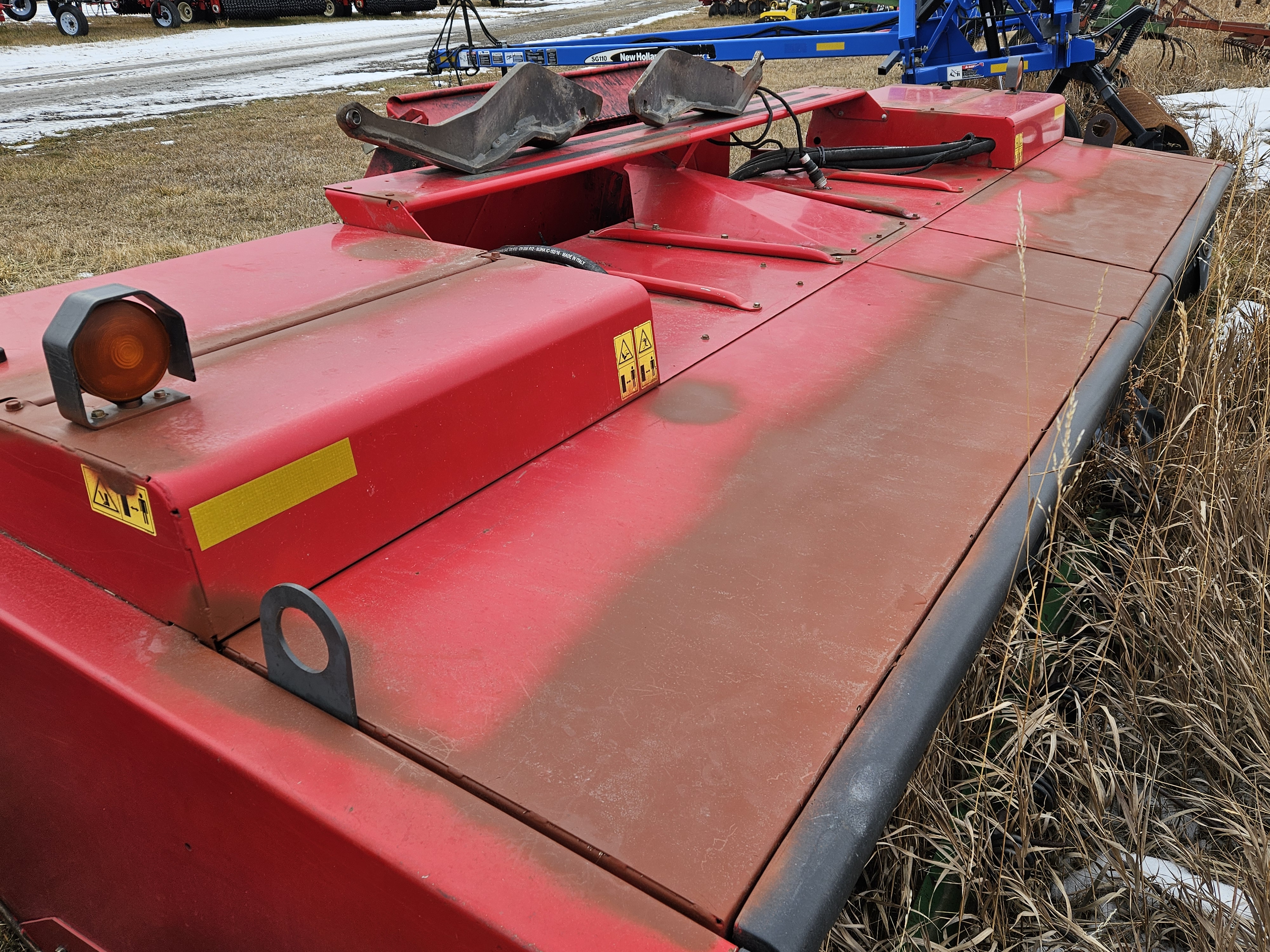 2019 Massey Ferguson 9295 Windrower Disc Header
