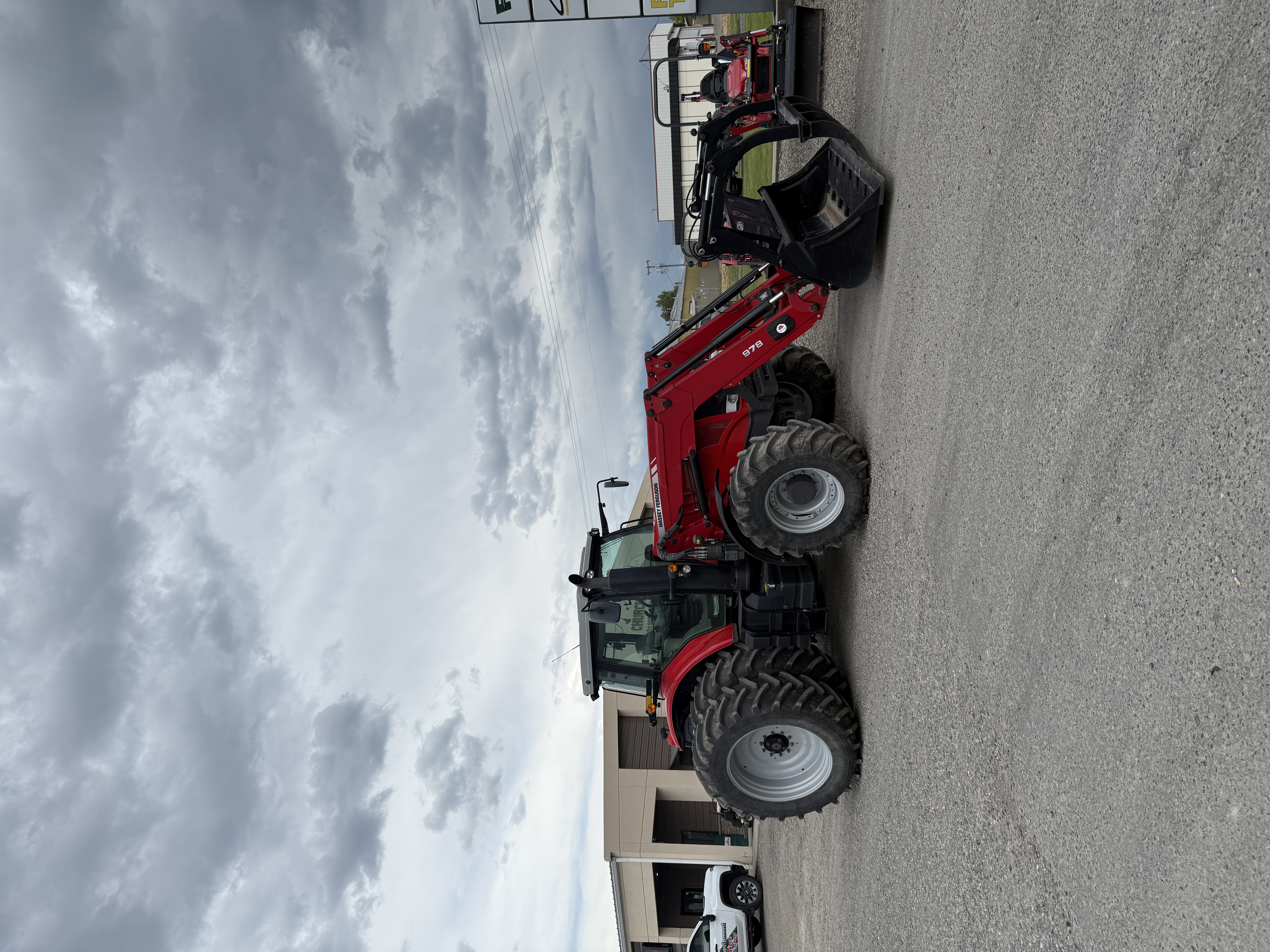 2012 Massey Ferguson 7619 Classic Tractor