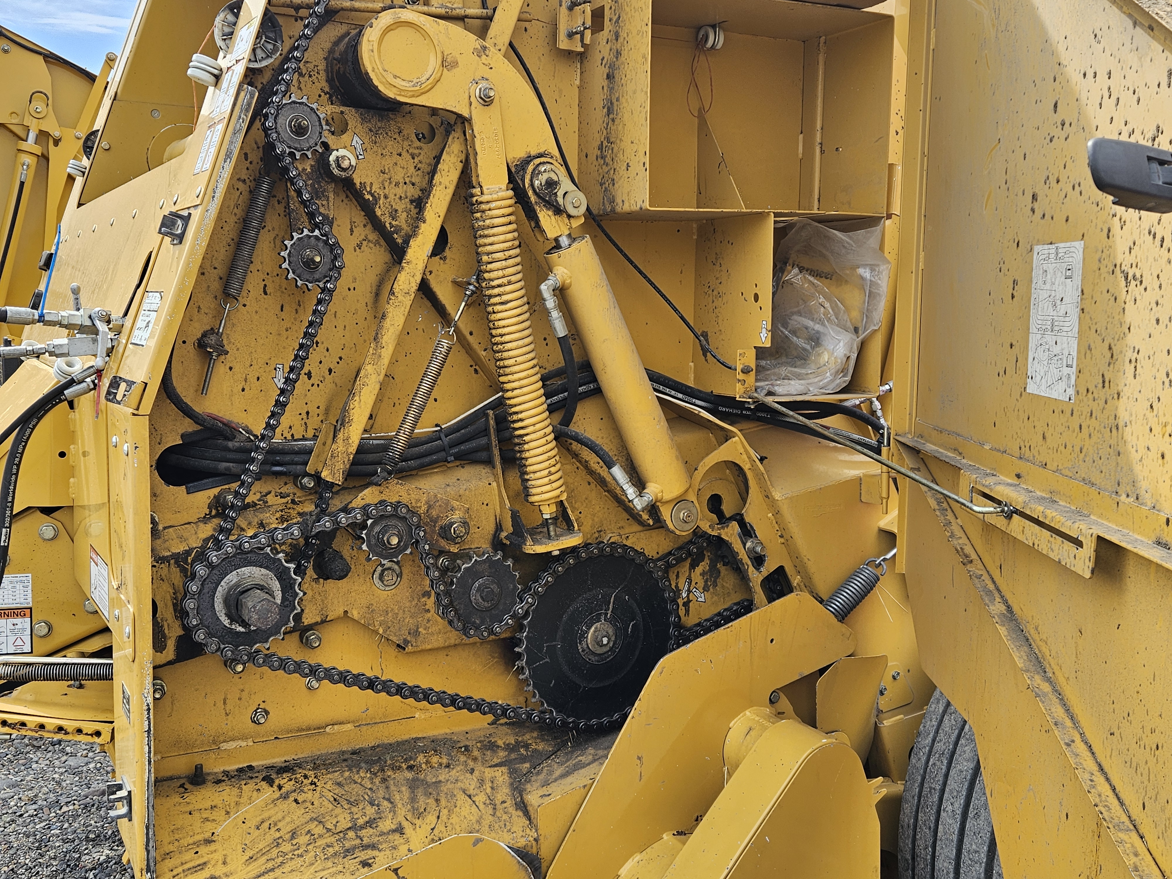 2014 Vermeer 605SM Baler/Round