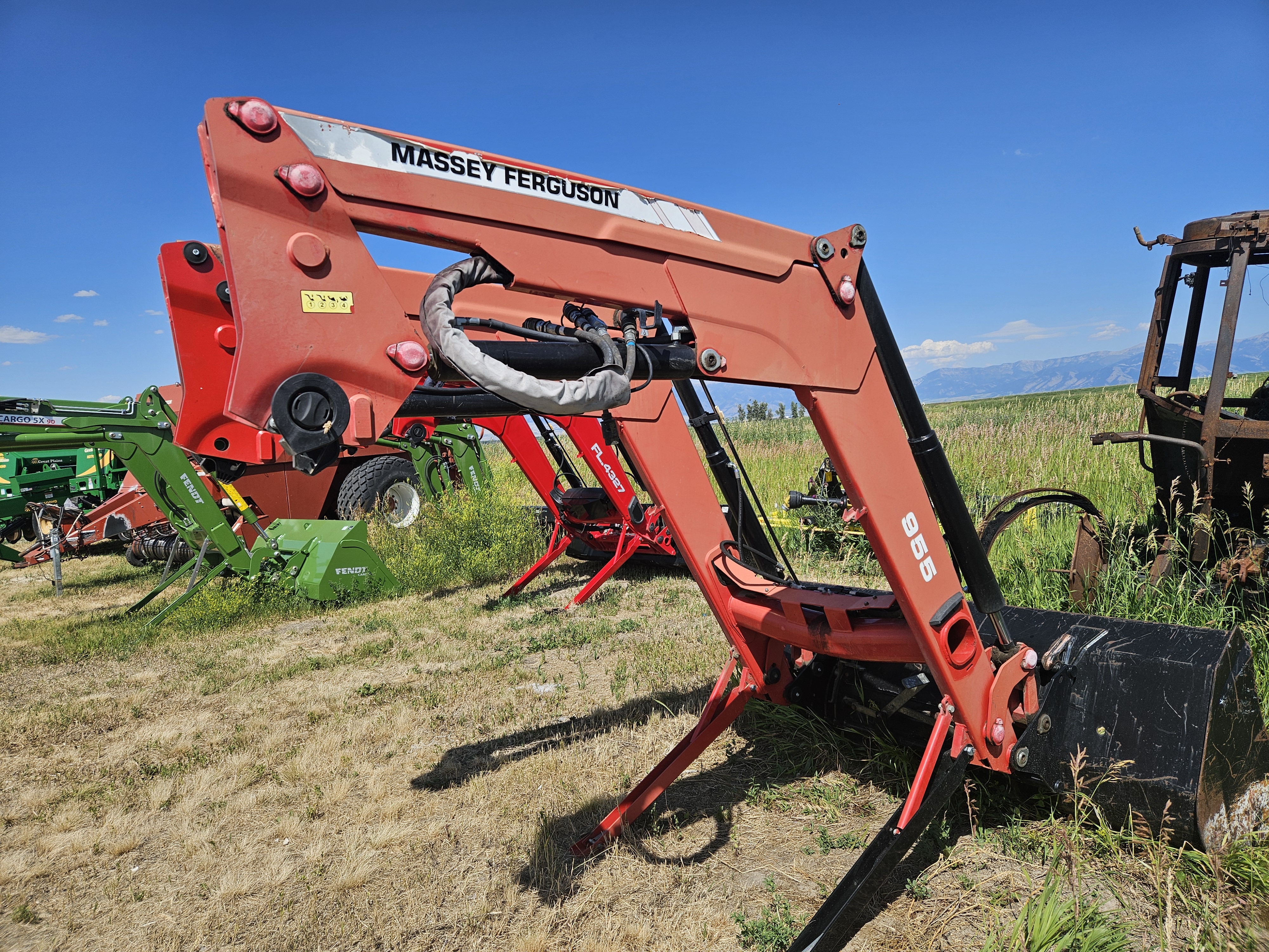 2007 Massey Ferguson 955 Tractor Loader
