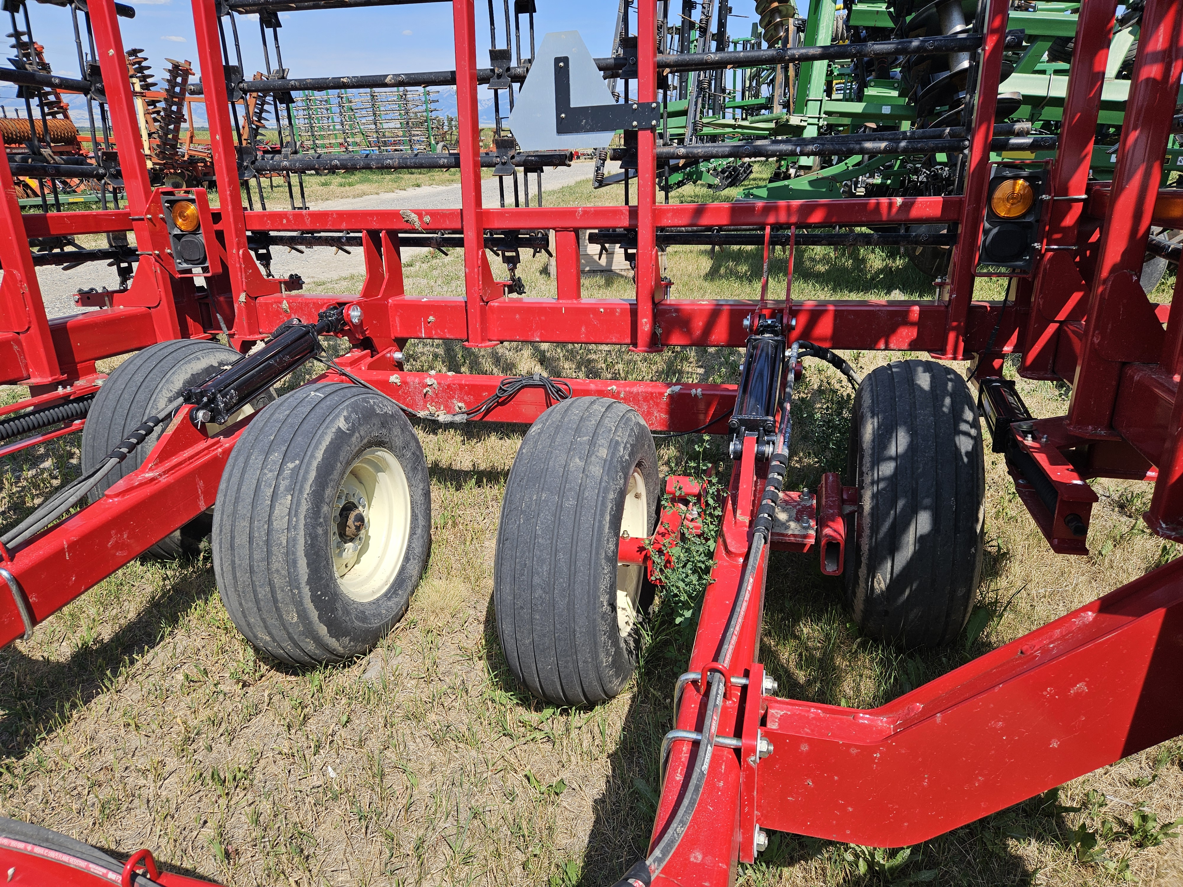 2023 McFarlane HDL-1124 Harrow