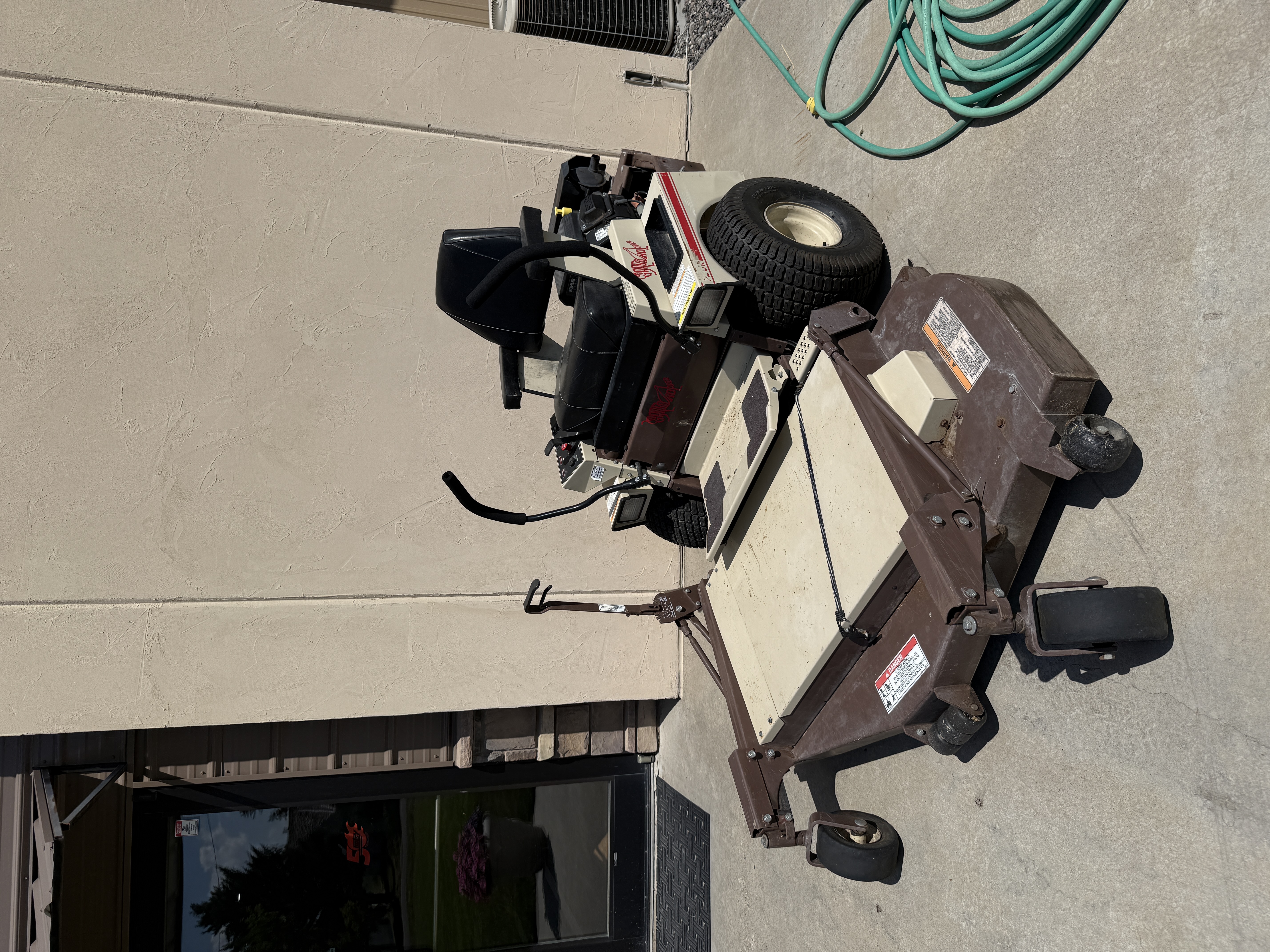 1999 Grasshopper 720k Mower/Front Mount