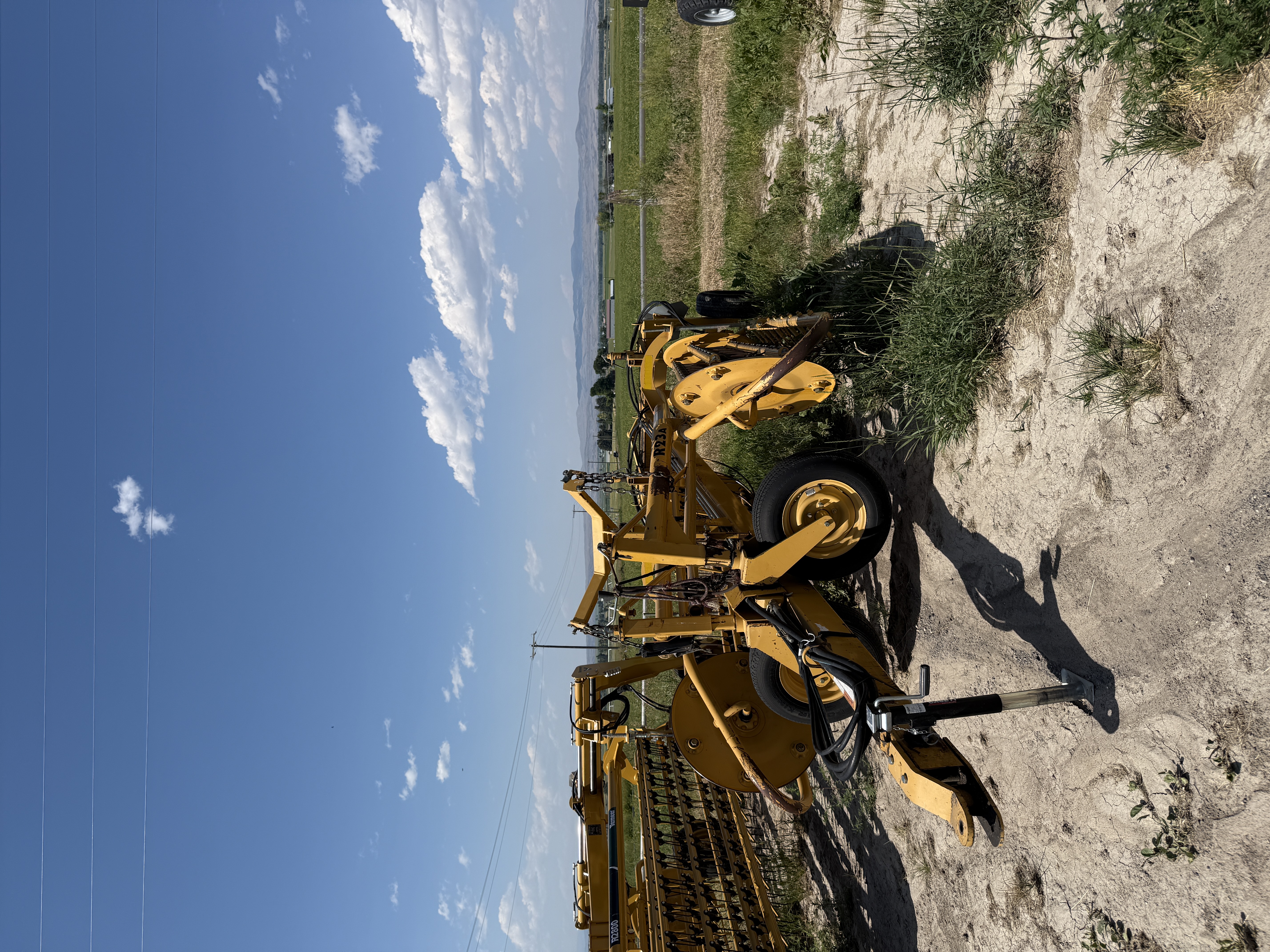 2005 Vermeer R23A Rake/Hay