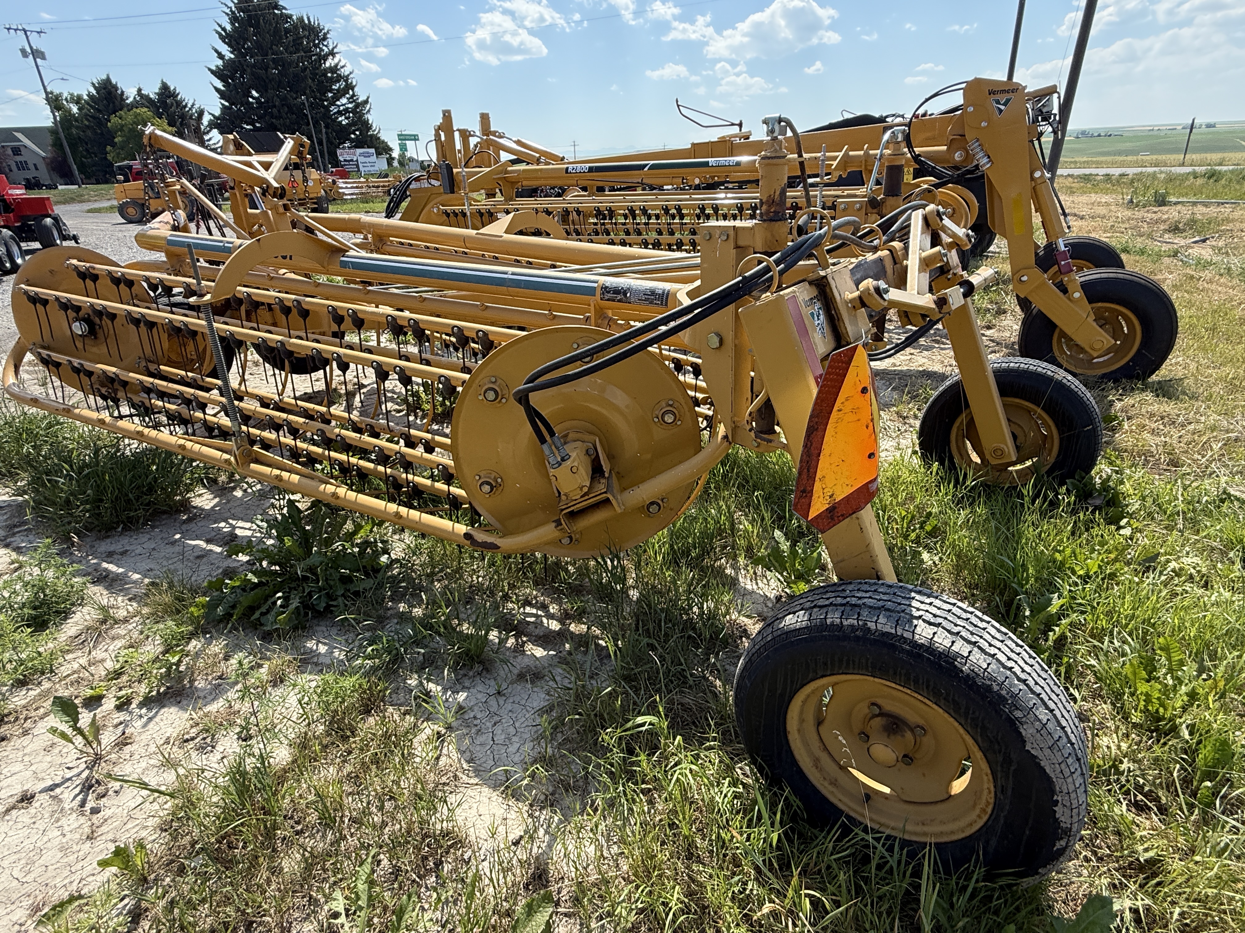 2005 Vermeer R23A Rake/Hay