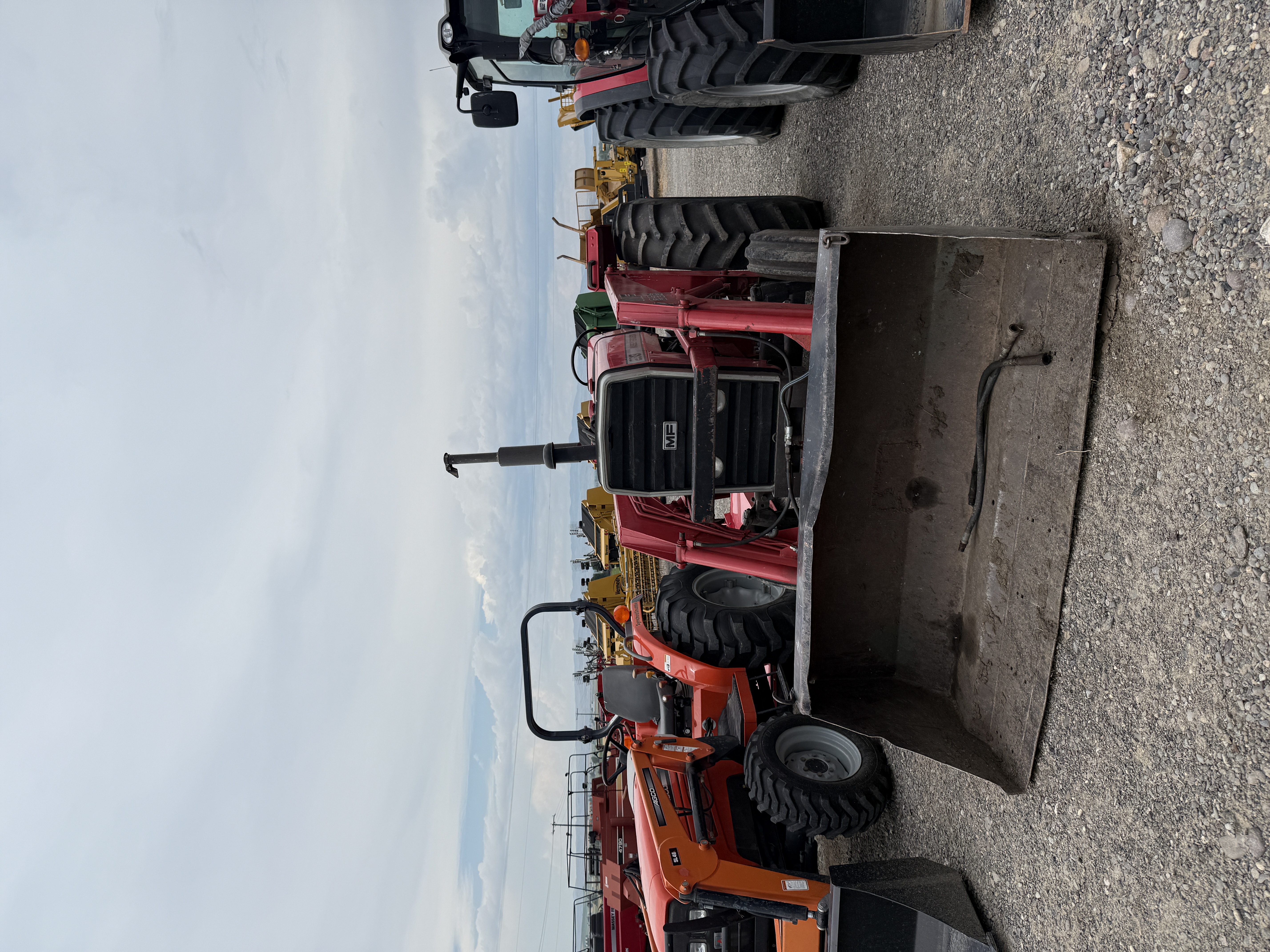 1986 Massey Ferguson 283 Tractor