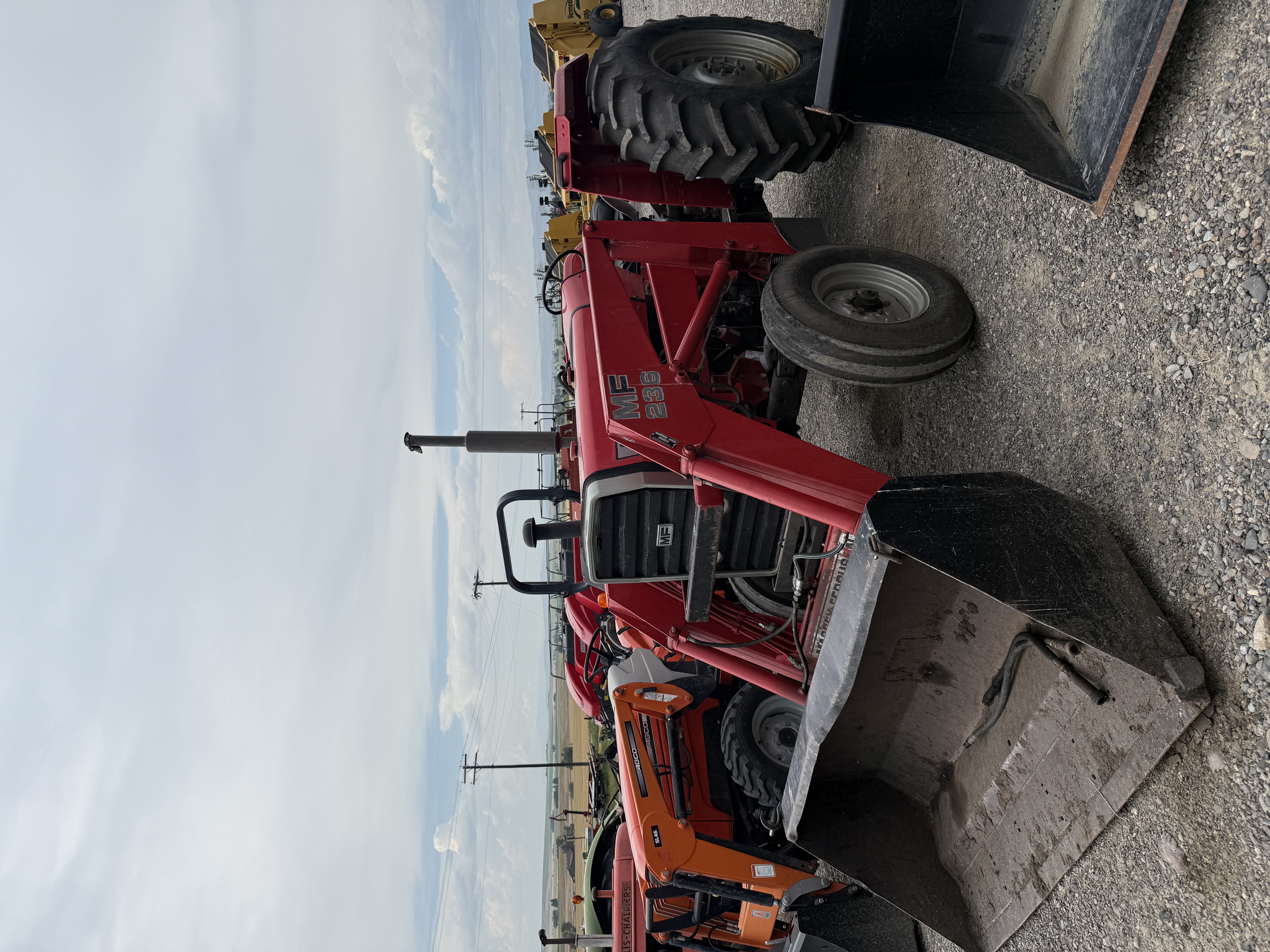 1986 Massey Ferguson 283 Tractor