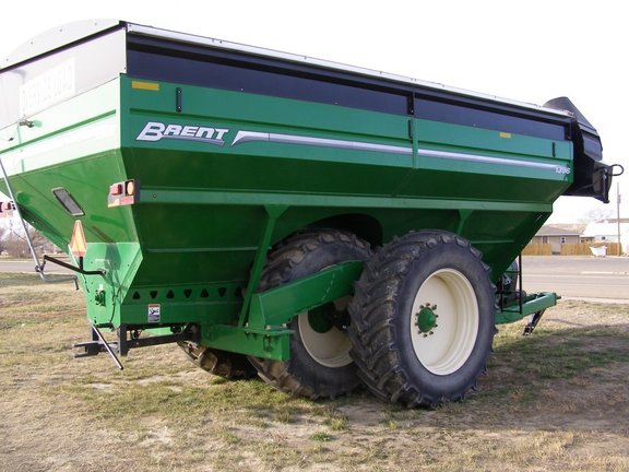 2015 Brent 1396 Grain Cart