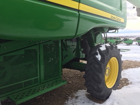 2011 John Deere 9870 STS Combine
