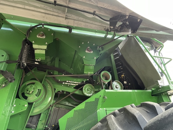 2021 John Deere S790 Combine