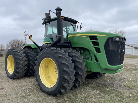 2009 John Deere 9230 Tractor 4WD