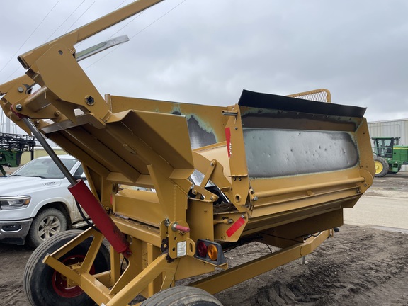 Haybuster 2650 Bale Processor