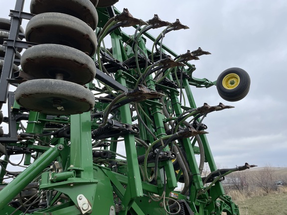 2009 John Deere 1830 Air Seeder