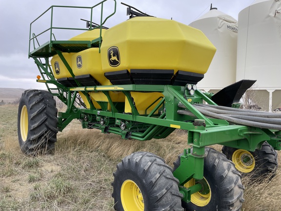 2009 John Deere 1830 Air Seeder