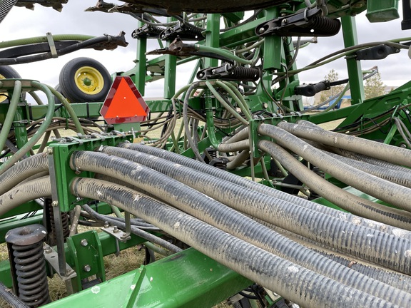 2009 John Deere 1830 Air Seeder