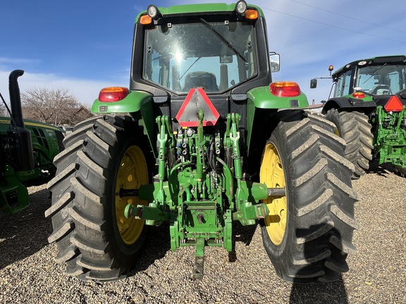 2011 John Deere 7330 Tractor