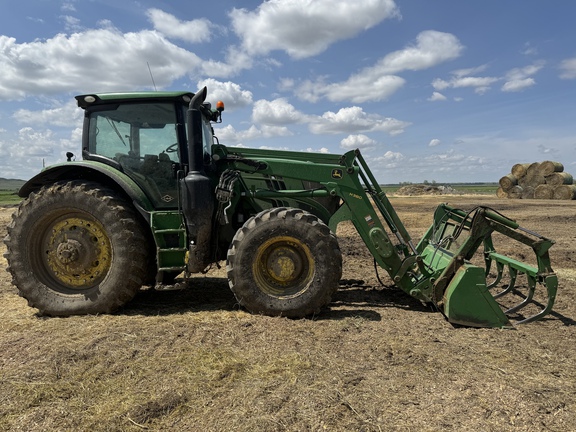 2016 John Deere 6175R Tractor