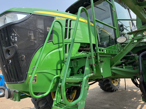 2018 John Deere R4045 Sprayer/High Clearance