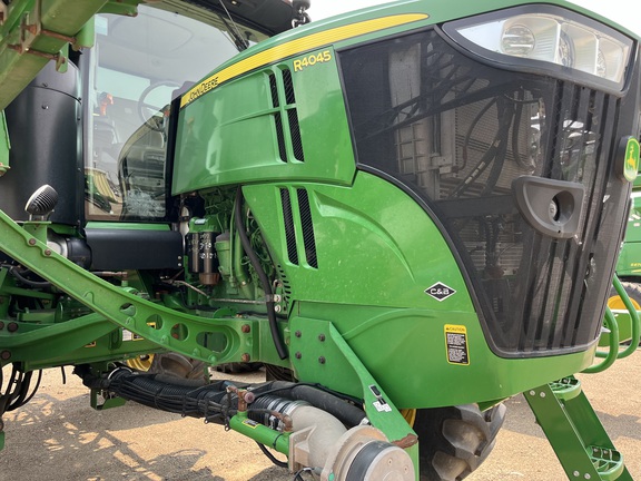 2018 John Deere R4045 Sprayer/High Clearance