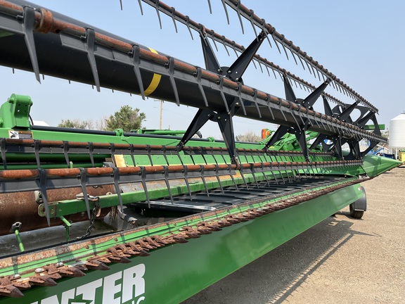 2011 John Deere 635D Header Combine