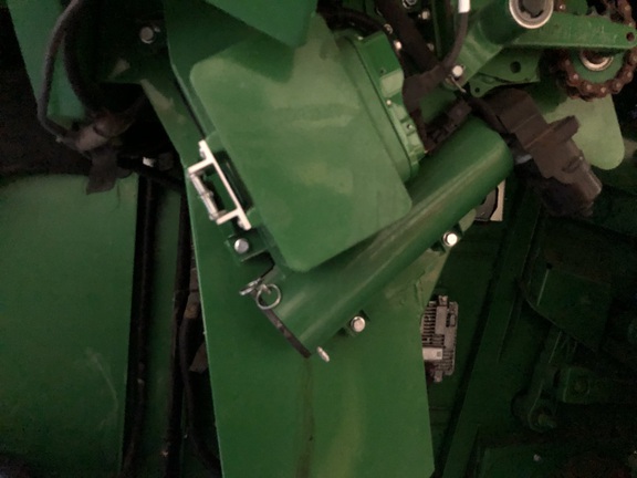 2018 John Deere S780 Combine