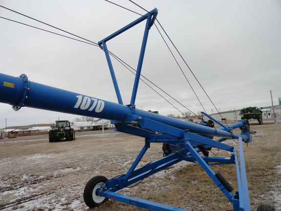 2012 Brandt 1070 Grain Auger