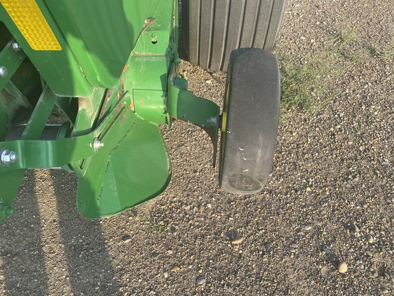 2017 John Deere 569 Baler/Round