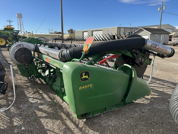 2017 John Deere 645FD Header Combine