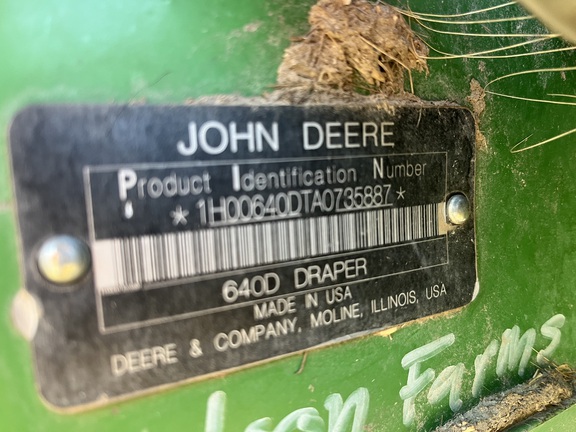 2010 John Deere 640D Header Combine