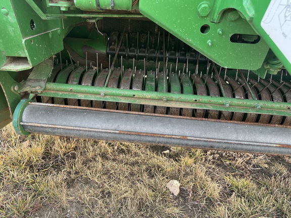 2013 John Deere 569 Baler/Round