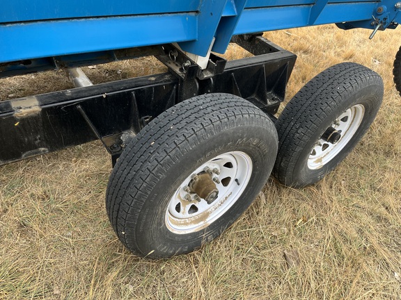 2015 Shelbourne XCV Header Combine