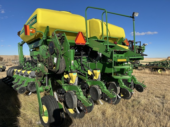 2003 John Deere 1770NT CCS Planter