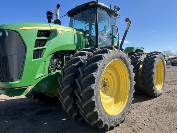 2009 John Deere 9230 Tractor 4WD