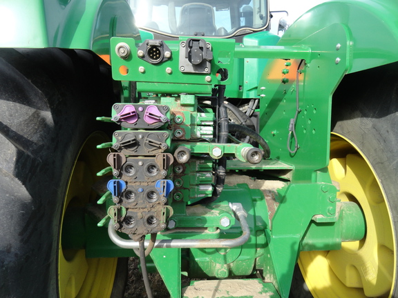 2013 John Deere 9460R Tractor 4WD
