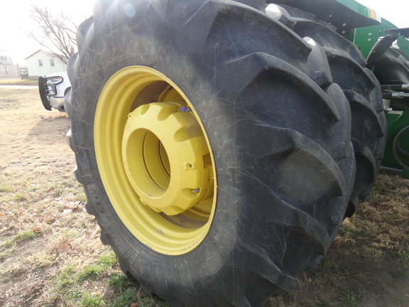 2013 John Deere 9460R Tractor 4WD