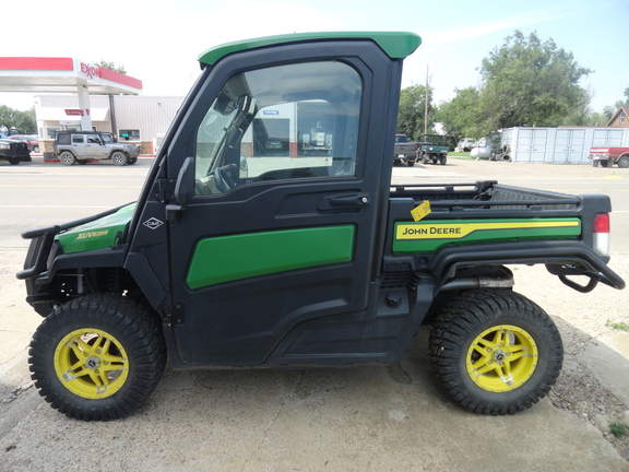 2022 John Deere XUV 835R ATV