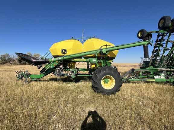 2006 John Deere 1835 Air Seeder