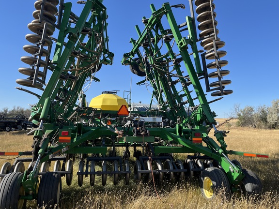 2006 John Deere 1835 Air Seeder