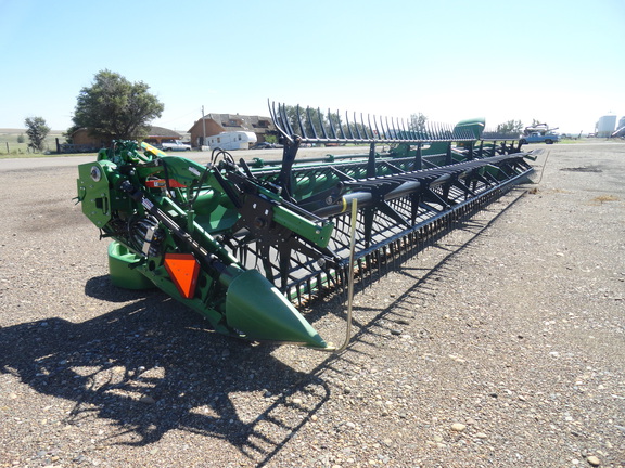 2020 John Deere 740D Header Combine