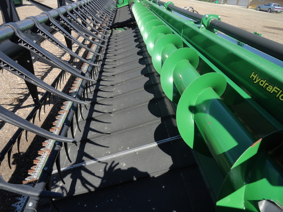 2020 John Deere 740D Header Combine