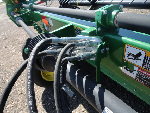 2020 John Deere 740D Header Combine