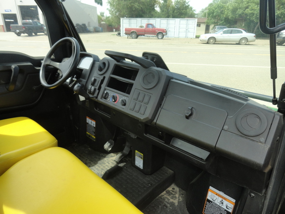 2022 John Deere XUV 835M ATV