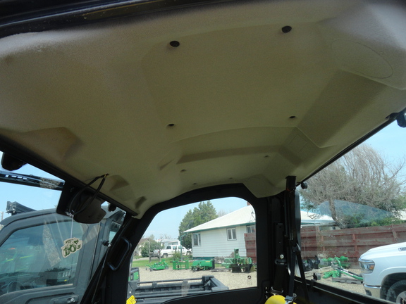 2022 John Deere XUV 835M ATV