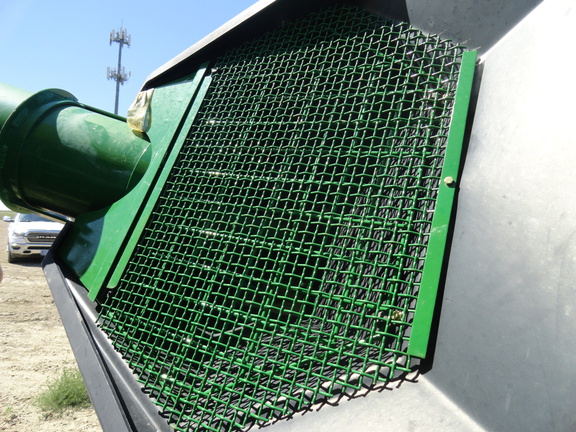 2017 John Deere 1830 Air Seeder