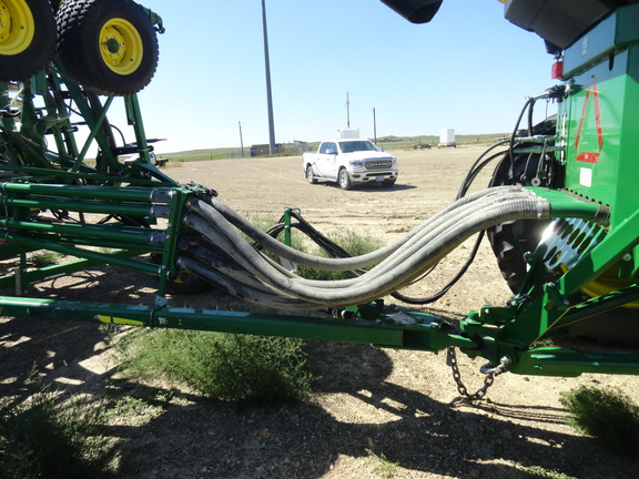2017 John Deere 1830 Air Seeder