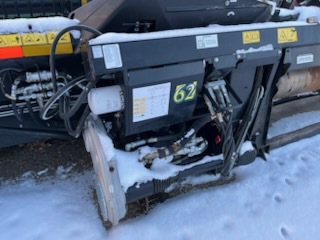 2019 MacDon FD140 Header Combine