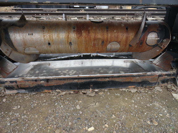 2019 MacDon FD140 Header Combine