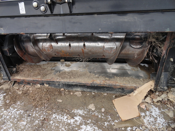 2014 MacDon FD75-40 Header Combine