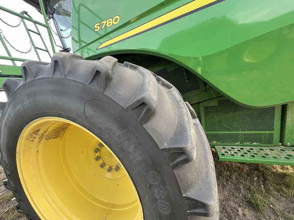 2018 John Deere S780 Combine